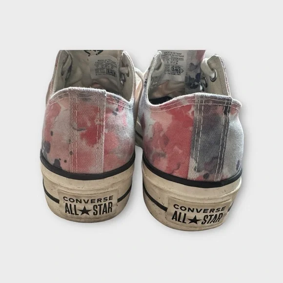 Ladies Converse - Picture 2 of 3